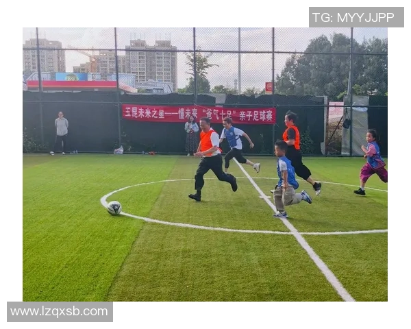 足球之星视角下的精彩瞬间与技战术解析:从球场英雄到战术大师